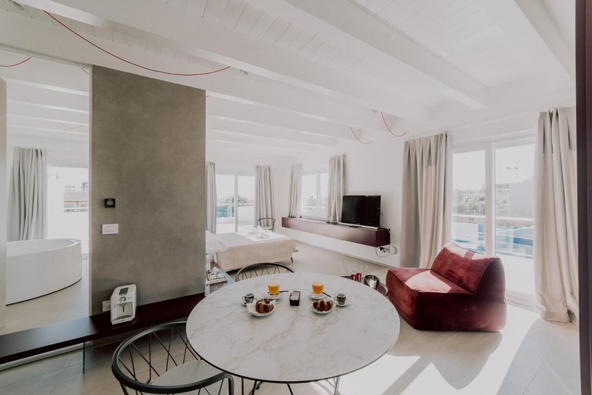 Suite Donna Edwige By Monholiday Monopoli Ngoại thất bức ảnh